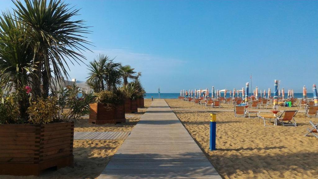 Studio Solarium Bibione Kültér fotó
